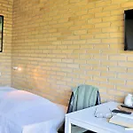 Flinten Hotel *