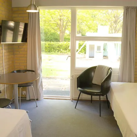 Hostel Flinten *