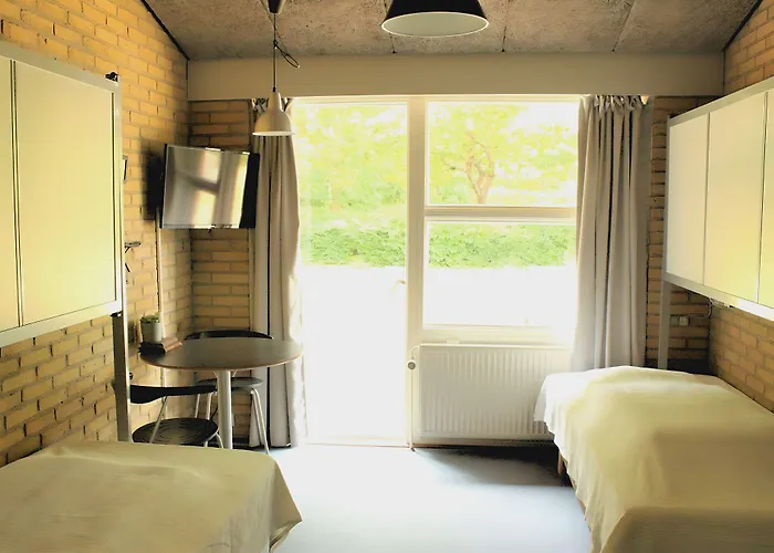 Flinten Hotel *